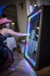 mirror selfie station